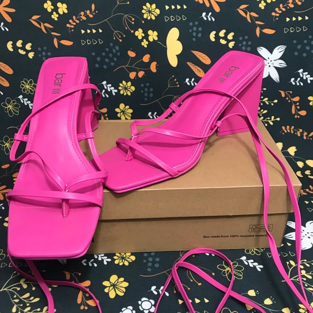 Bar III Women's Shoes Triangle Block Heels Square Pink, Size 8 BARBIE OUTFIT - Picture 13 of 15
